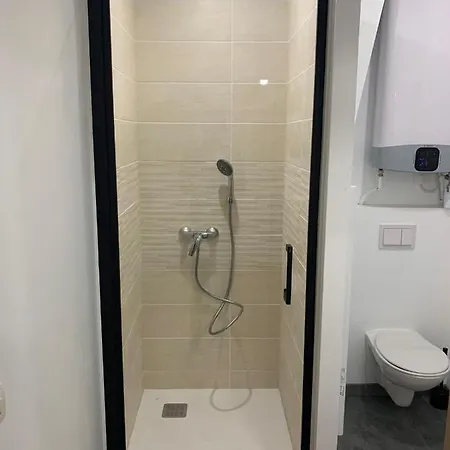 Charming 32M Apt For 3 Hyper Center *